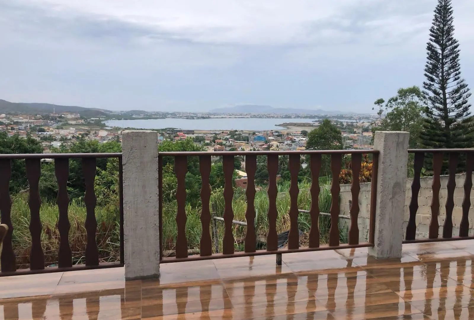 Chalet Deck Da Colina Villa Sao Pedro da Aldeia Brazil