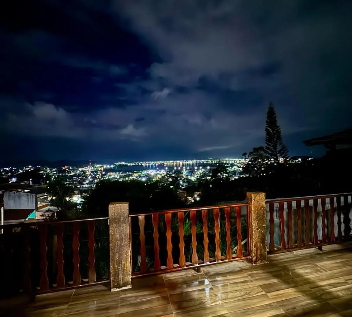 Chalet Deck Da Colina Villa Sao Pedro da Aldeia Brazil